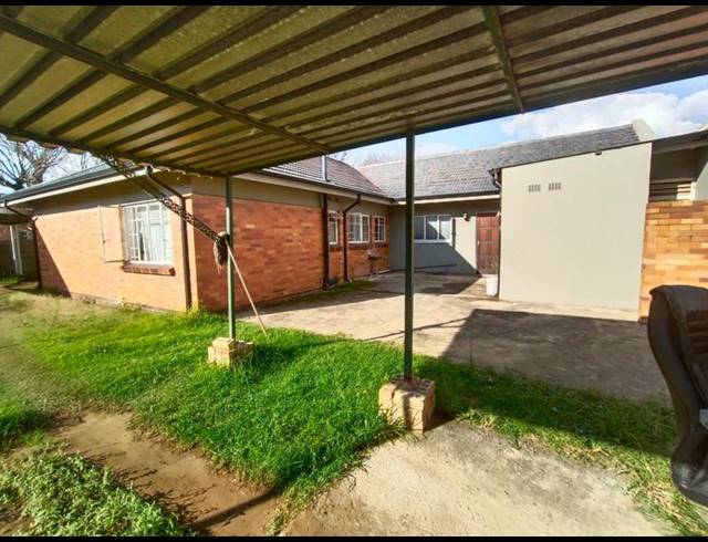 4 BEDROOM HOUSE FOR SALE IN DISCOVERY